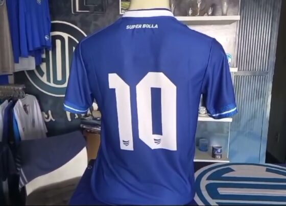 A nova camisa do Confiança para 2025