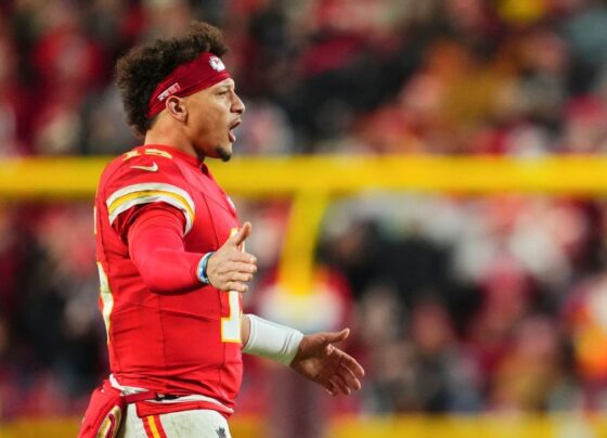 Chiefs ganham mais um jogo ‘na bacia das almas’ contra os Chargers e vencem a AFC Oeste
