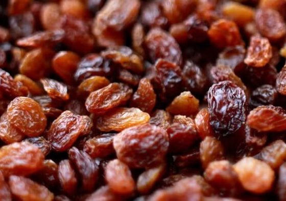 Como é feita a uva passa, ingrediente polêmico da ceia de Natal – AJN1