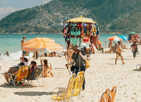 Governo publica lista de feriados e pontos facultativos de 2025; confira