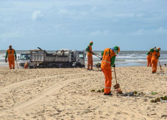 Prefeitura intensifica serviços de limpeza das praias de Aracaju – FaxAju