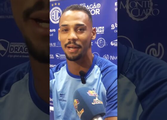 Entrevista com o atacante Rodriguinho
