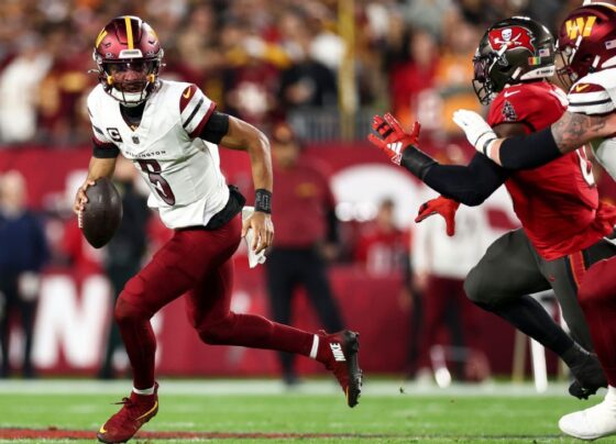 Commanders eliminam Buccaneers, derrubam tabu e avançam nos playoffs da NFL