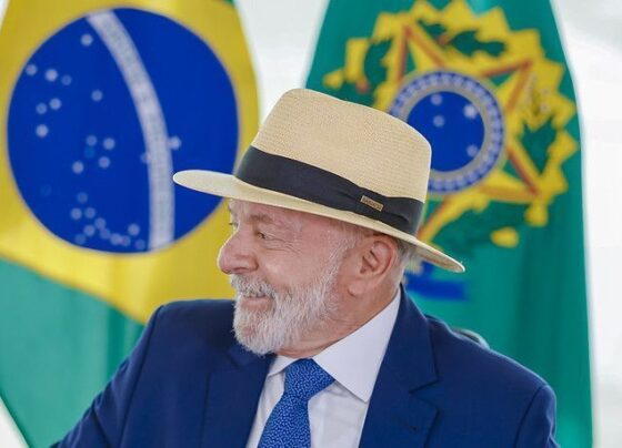 Lula sanciona hoje proibição de celulares nas escolas