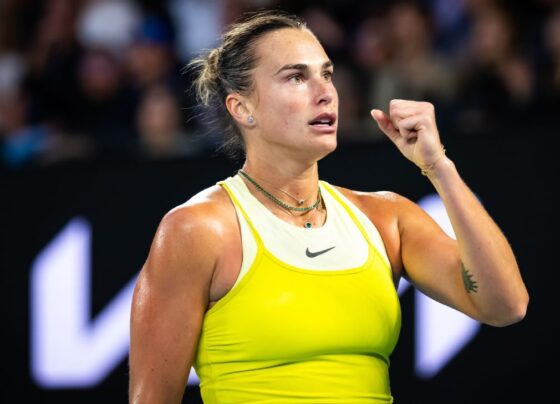 Sabalenka domina, derrota Badosa e vai à final do Australian Open