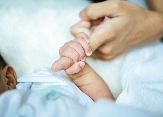 Senado pode votar neste ano aumento das licenças maternidade e paternidade