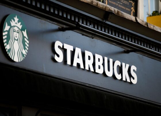 Starbucks exigirá que frequentadores das lojas sejam clientes pagantes nos EUA