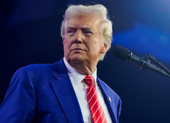Trump promete que EUA resolverão déficit comercial com UE