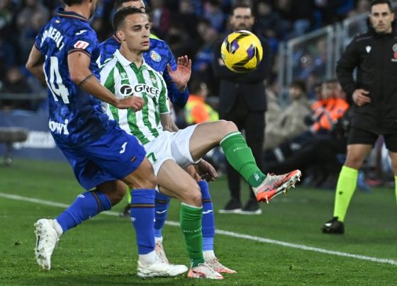 Antony ganha elogio de ex-Real após vitória do Betis: ‘Talento brutal’
