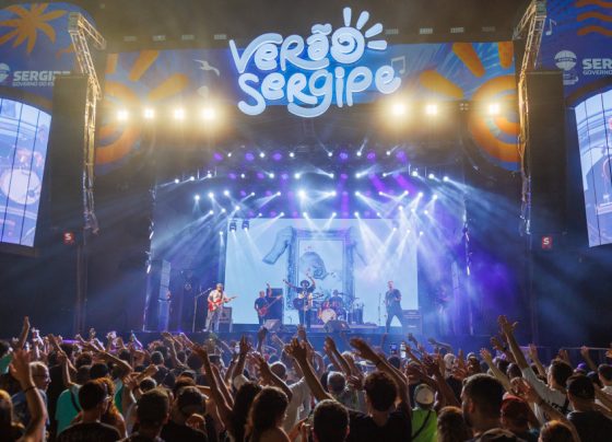 ENTUSIASMO DO PÚBLICO MARCA ÚLTIMA NOITE DE SHOWS DO VERÃO SERGIPE NA PRAIA DA CAUEIRA, EM ITAPORANGA – FaxAju