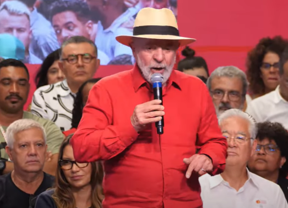 Lula critica projeções do mercado e volta a prever alta do PIB de 3,8%