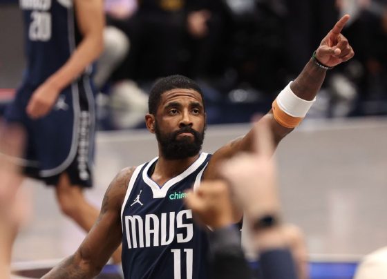 Irving tem noite de gala, supera Curry, e Mavs vencem os Warriors em jogo apertado