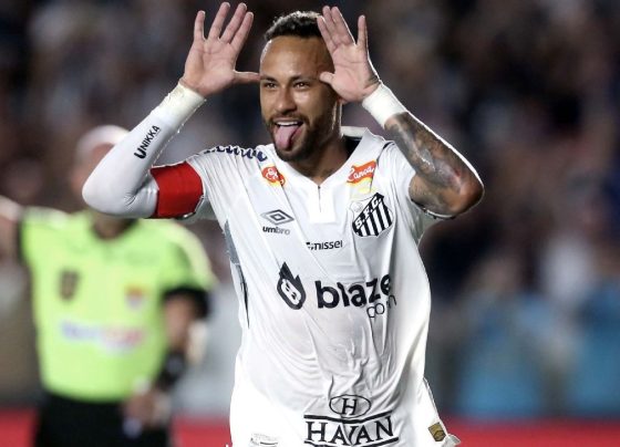 Jorge Jesus revela conversa com Neymar após jogo do Santos