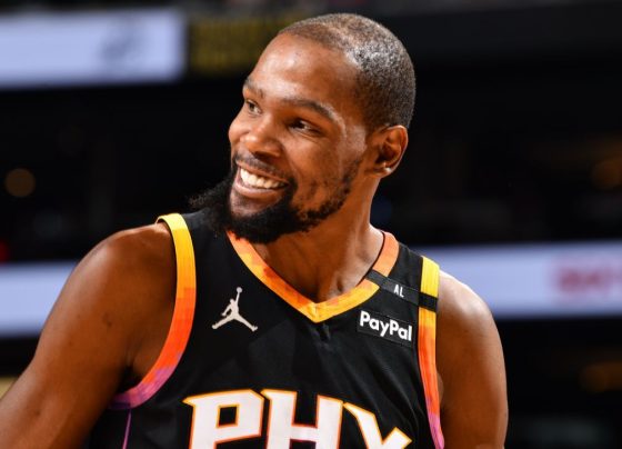 Kevin Durant se torna o oitavo jogador a marcar 30 mil pontos na história da NBA