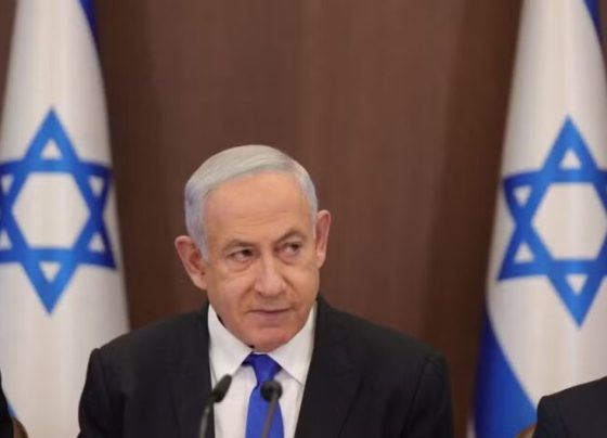 Netanyahu diz que cessar-fogo terminará sábado se Hamas não entregar reféns – AJN1