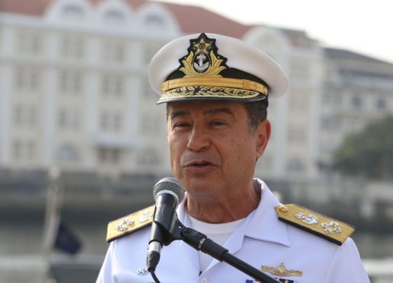 PGR denuncia 24 militares, incluindo generais e almirante