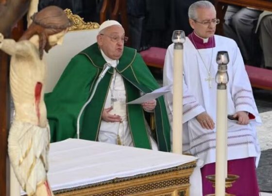 Papa Francisco é hospitalizado para fazer exames e tratar bronquite, diz Vaticano – AJN1