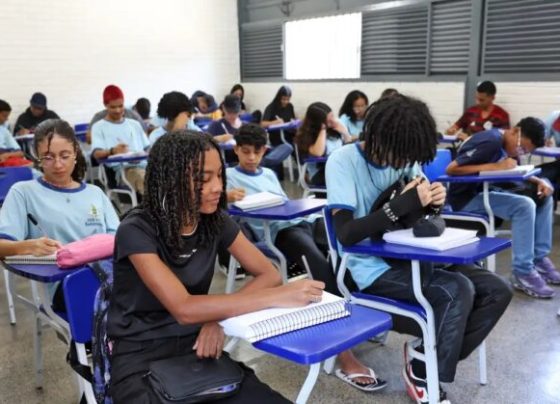 Pé-de-Meia chega hoje para quem se formou no ensino médio em 2024 – AJN1