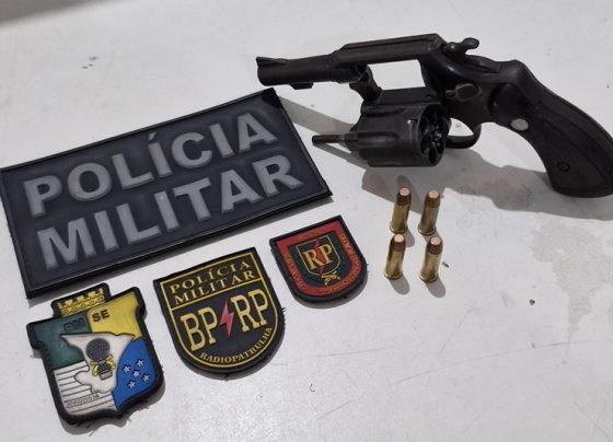 Polícia Militar aprende arma de fogo no Conjunto Jardim 3 – P.M.S.E.