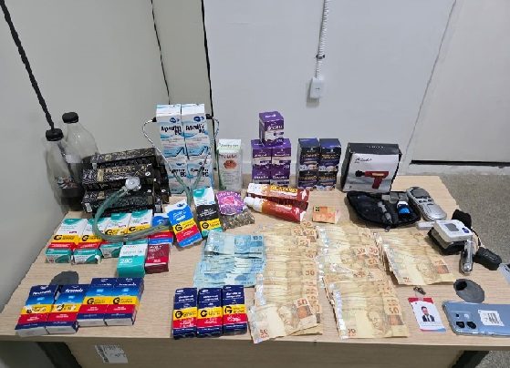 Polícia prende homem em flagrante por exercício ilegal de medicina