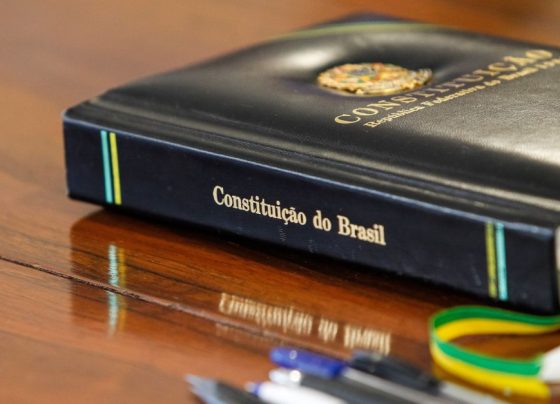 Tenente-coronel sugere “sair das 4 linhas“ para dar um golpe