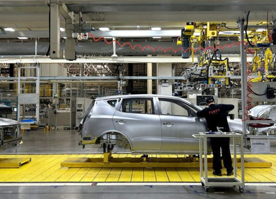 Trump diz que tarifas automotivas serão aplicadas por volta de 2 de abril