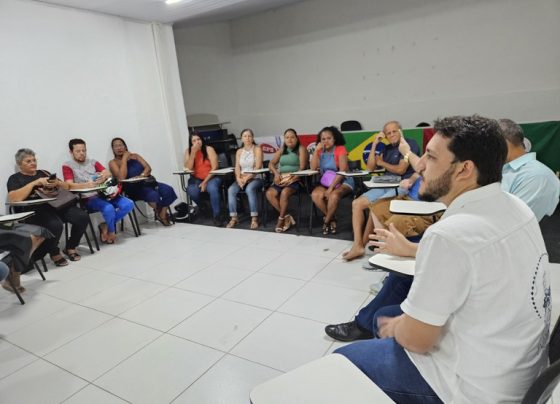 Vereador Camilo reúne rodoviários para mobilização pela derrubada do veto da prefeita Emília Correia
