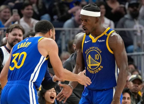 Warriors mantêm embalo de fevereiro e atropelam os Mavs em dia de aposentadoria da camisa de Iguodala