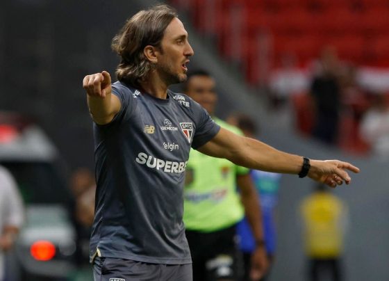 Zubeldía pede calma aos críticos: ‘Não vai dar tudo certo agora’