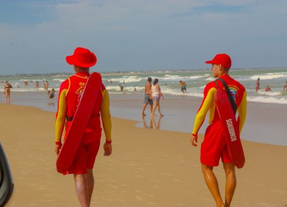 CORPO DE BOMBEIROS ALERTA PARA O RESPEITO ÀS SINALIZAÇÕES EM PRAIAS E RIOS PARA EVITAR AFOGAMENTOS – FaxAju
