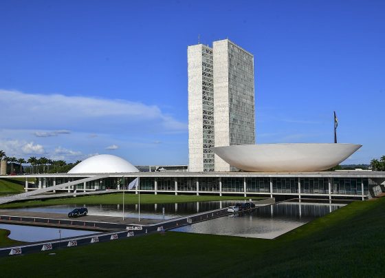 Comissão prevê votação do Orçamento de 2025 para 19 de março