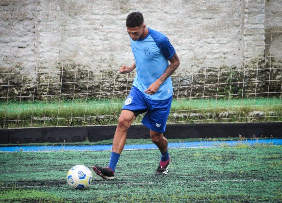 Confiança faz último treino antes de enfrentar o Ceará