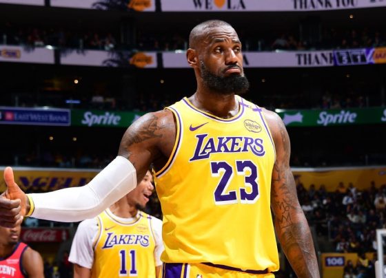 LeBron James se torna o primeiro jogador a marcar 50 mil pontos na história da NBA