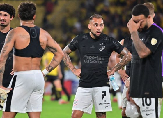 Maycon detona Corinthians por 3 a 0 no Equador: ‘O que a gente fez é uma vergonha’