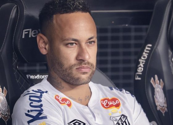 Pedro Caixinha explica por que Neymar não atuou em Corinthians x Santos