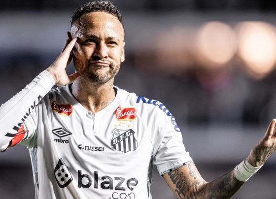 Por que Neymar ficou no banco em Corinthians x Santos pela semi do Paulistão