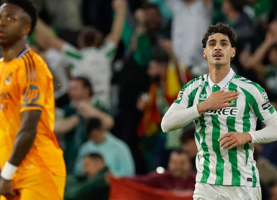 Real Madrid leva virada do Betis com gol brasileiro em LALIGA