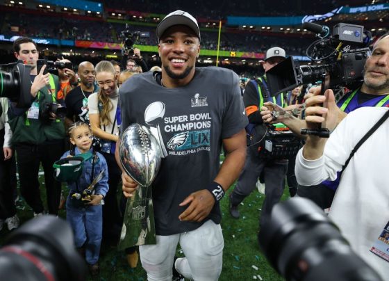 Saquon Barkley assina contrato milionário com os Eagles