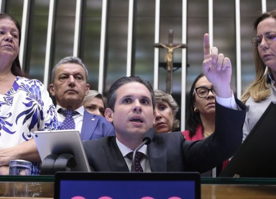 Sob Hugo Motta, Câmara debate pacote de mudanças no regimento
