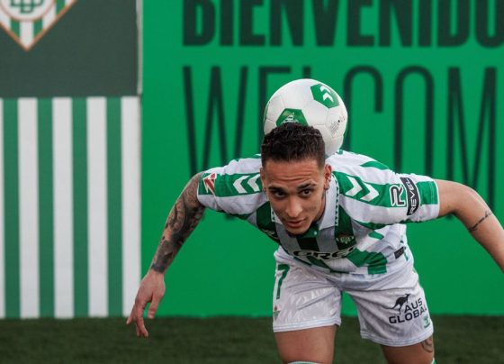 Técnico do United revela motivo para Antony ter sofrido na Inglaterra
