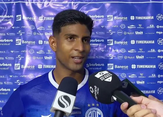 Valdir Jr fala do seu gol que deu a vitória do Confiança contra o Caxias