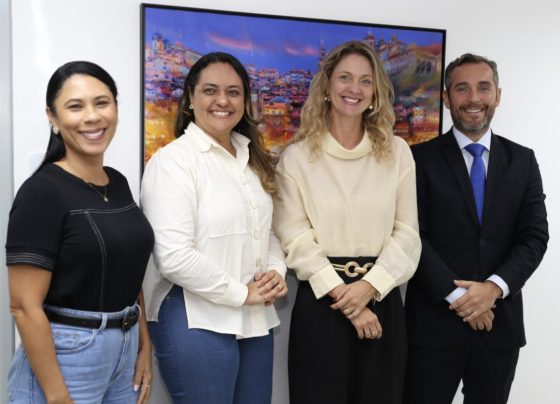 MPT-SE recebe futura secretária do Respeito às Políticas para as Mulheres de Aracaju