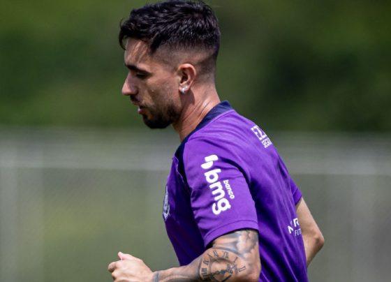 Corinthians tem dívida com Coronado e busca acordo