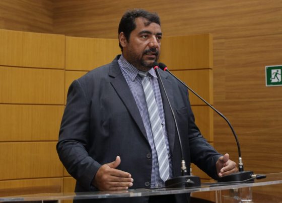 Deputado faz apelo à Prefeitura de Aracaju pela não remoção Food Trucks na Orla de Atalaia