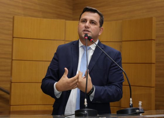 Marcos Oliveira critica crise no abastecimento de água em Sergipe e ironiza declaração de governador