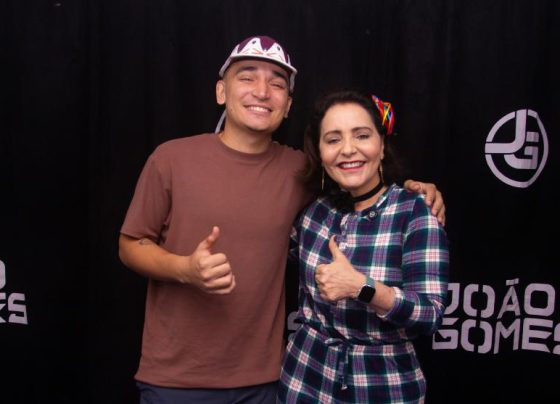 PREFEITA EMÍLIA CORRÊA ACOMPANHA SEXTA NOITE DE FORRÓ CAJU 2025 NOS MERCADOS E COMEMORA TRADIÇÃO DO EVENTO – FaxAju