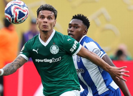 Ríos, do Palmeiras, ganha manchetes na Europa; qual a chance de saída?