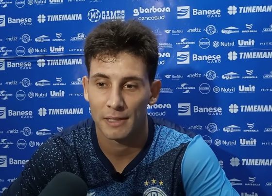 Entrevista com o meia Rafinha 02/06/25