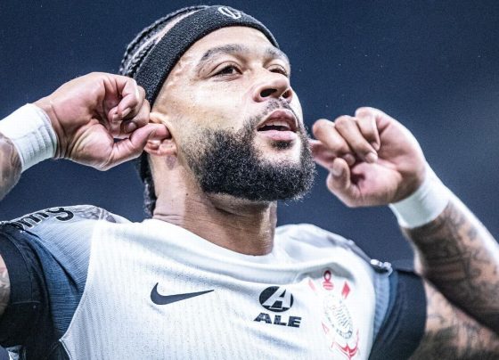 Agente que notificou Corinthians por Depay detona ‘amadorismo’; ex-diretor vê ‘tentativa oportunista’