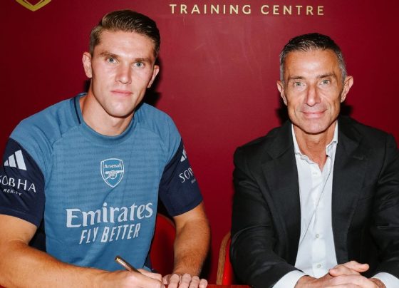 Arsenal anuncia Gyökeres por quase R$ 500 milhões, e atacante vai herdar camisa de lenda